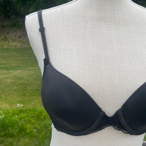 Victoria's Secret Angels Ipex Bra, Black 34B - Picture 7 of 16